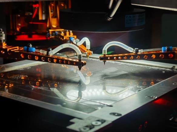 卓兴像素固晶机备受瞩目，斩获极光奖的背后是这样一支研发团队！