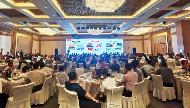 华正新材成立十九周年暨珠海先进智造基地一期投产庆典盛大举行！