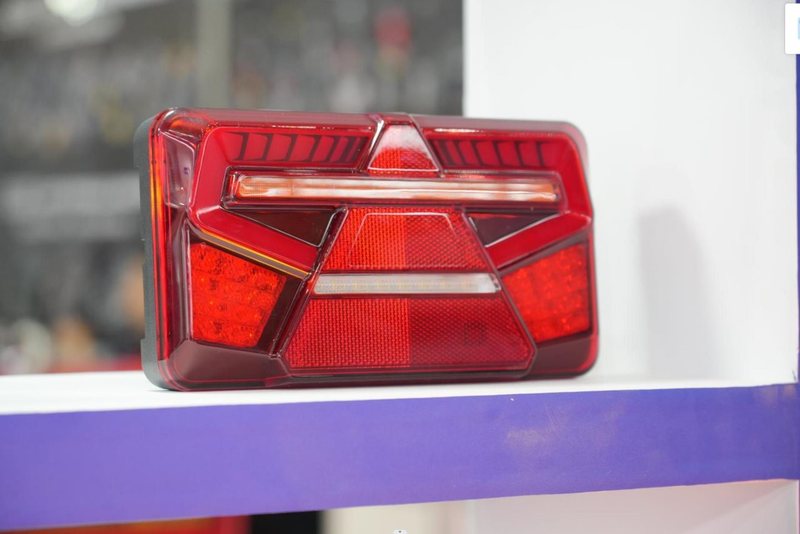 2023中国国际商用车展览会丨鸿利智汇携全系列商用车LED灯具产品亮相