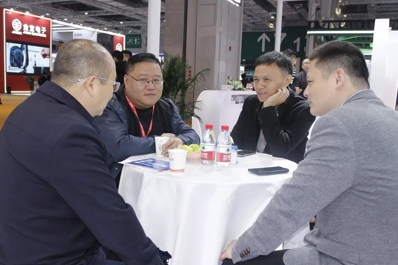 创新智造 质赢未来——华正新材亮相国际电子电路CPCA（上海）展览会