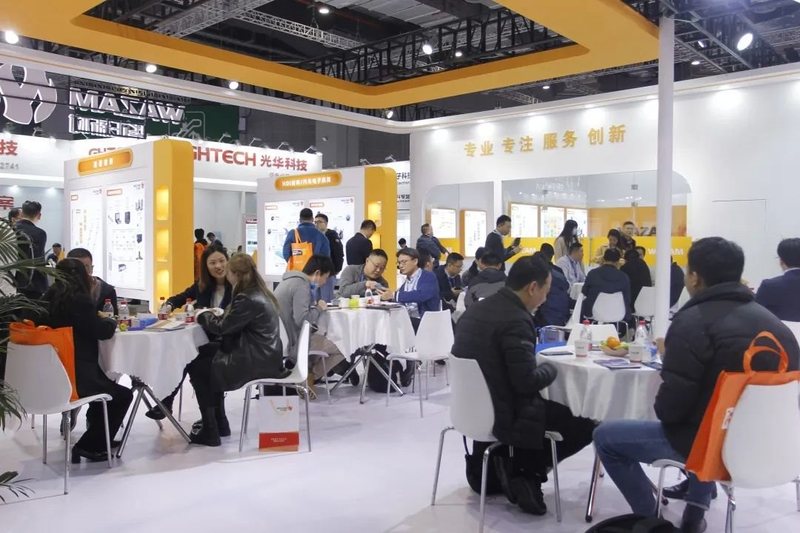 创新智造 质赢未来——华正新材亮相国际电子电路CPCA（上海）展览会