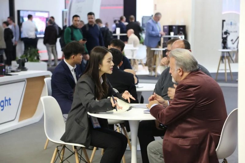 震撼亮相ISE 2024，卡莱特演绎视界新篇！